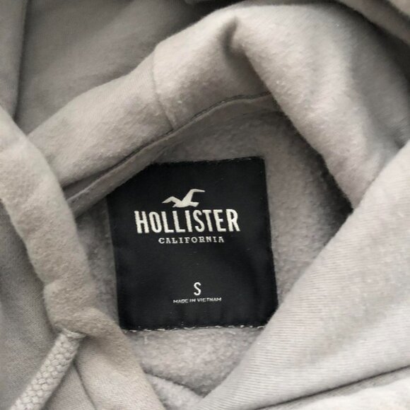 Soft and comfortable Hollister Co. hoodie in grey and white - Picture 4 of 4
